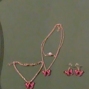 Necklace and earrings set